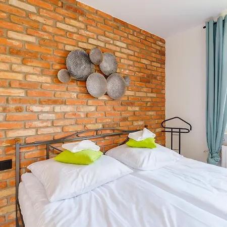 Optima Przy Plazy Ul Wiosenna Отель