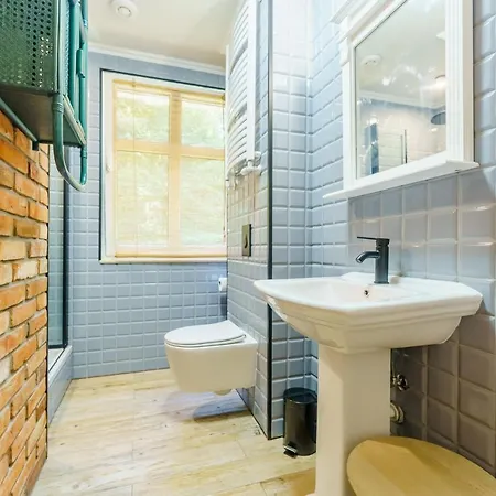 Отель Optima Przy Plazy Ul Wiosenna *